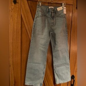 Abercrombie 90’s Relaxed Jean